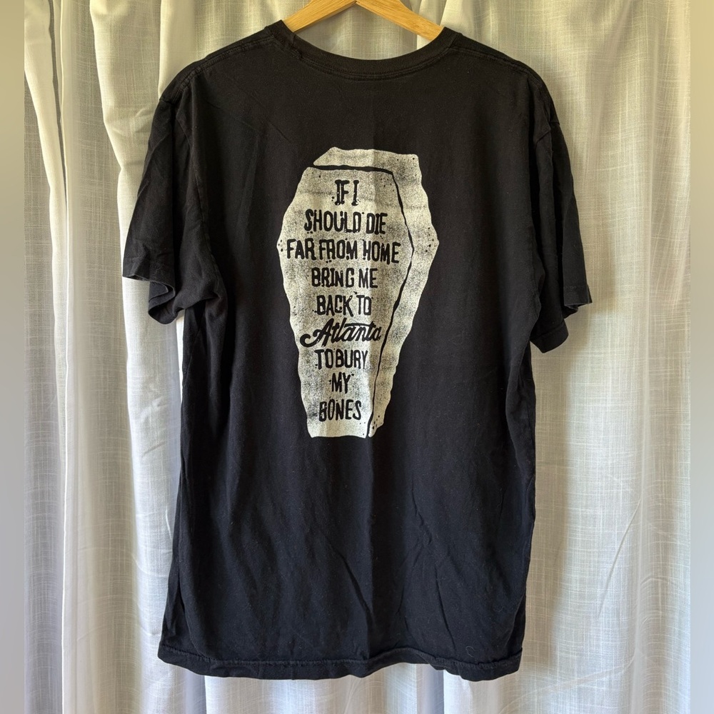 Black Men’s Graphic Short-Sleeve Atlanta T-Shirt